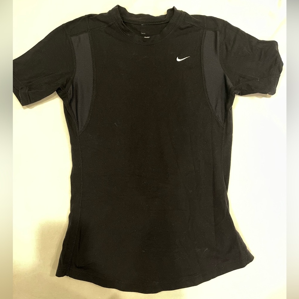 Nike DriFit top